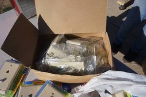 lot 94 image: Lot of Electrical Switch Plates and Telephone Plates