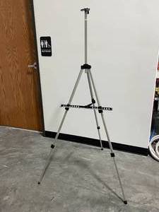 Fold Up Painting Easel