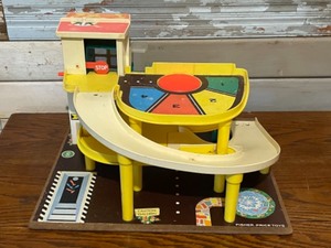 Vintage Fisher Price Parking Ramp and Service Center