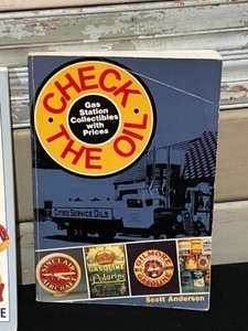 Collectors Guide Books to the best buyers of antiques, collectibles and treasures Knives & Razors, Coca Cola, Advertising and Gas Stations
