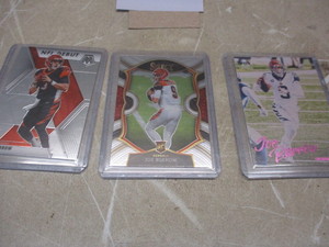 lot 16 image: Lot of 3 Joe Burrow rookie Cards