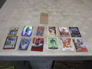 lot 19 image: Lot of 12 Odell Beckham Jr Rookie cards- all different