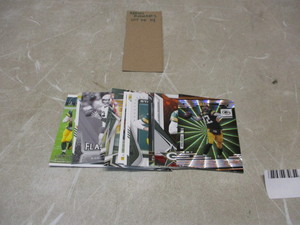 lot 28 image: Aaron Rodgers lot of 14 football cards