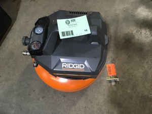 RIDGID 6 Gal. Portable Electric Pancake Air Compressor Customer Returns See Pictures