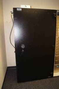 lot 2 image: Diebold Cashgard Vault with Safety Deposit Box Insert - 31 x 40 x 72