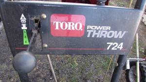 Toro 724 Snow Blower