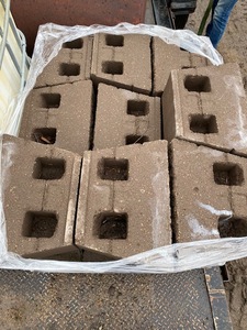 Lot of Amcon Straight Face Wall Block