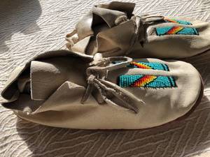 Womens Beaded Moccasins