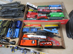 lot 402 image: Model railroad Sante Fe, Chattanoog...