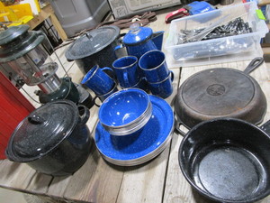 lot 439 image: Camping enamelware,Table utensils,...