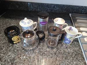 lot 38 image: Collection of Tea Related Items