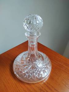 lot 55 image: Crystal Decanter