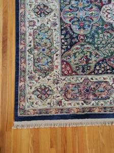 lot 89 image: Area Rug