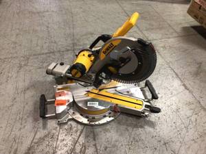 15 Amp Corded 12 in. Double Bevel Sliding Compound Miter Saw with XPS technology, Blade Wrench & Material Clamp by DEWALT Customer Returns See Pictures