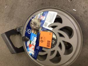 Suncast CPLSTA125B 125 Wall-Mounted Side Tracker Garden Hose Reel for 58 Hose Customer Returns See Pictures