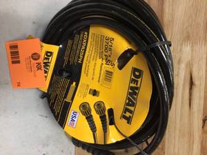 DEWALT 516 in. x 25 ft. 3700 psi ReplacementExtension Hose Customer Returns See Pictures