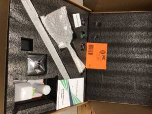 ELLO&ampALLO 2-Handle 2- -Spray of Rain Shower Faucet and HandShower Combo Kit with Rectangle Shower Head in Black (Valve Included) Customer Returns See Pictures