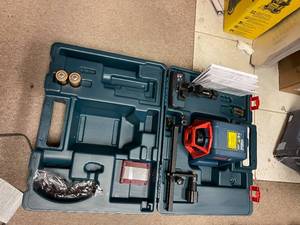 800 ft. Rotary Laser Level Complete Kit Self Leveling with Hard Carrying Case by Bosch Customer Returns See Picturess