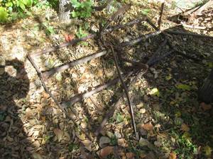 lot 6 image: (OS) Vintage Pull Behind Field  Dra...