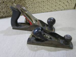 lot 46 image: (F-0) 2 Stanley Wood Planes...