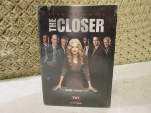 lot 51 image: (EC1) The Closer DVD Set Season 1 E...