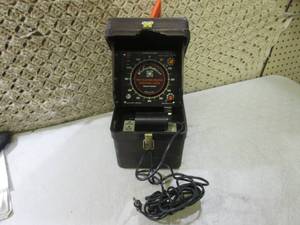 lot 54 image: (BS) Ted Williams Fish FlasherBeep...