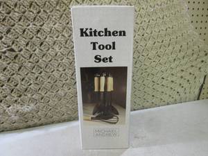 lot 79 image: (EC1) Kitchen Tool Set...