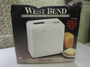 lot 132 image: (EW3) West Bend Automatic Bread & D...