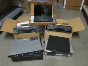 lot 190 image: (EC1) Assorted Stereo Components, L...