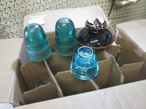 lot 194 image: (F-2) Approx 27 Assorted Vintage Gl...