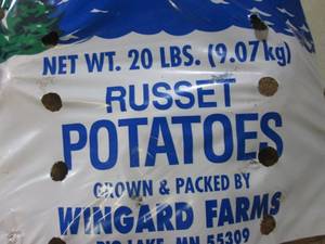 lot 223 image: (TRLR) 2 - 20 pound Bags of Russet ...