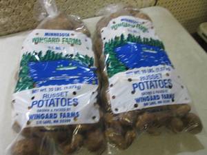 lot 224 image: (TRLR) 2 - 20 pound Bags of Russet ...