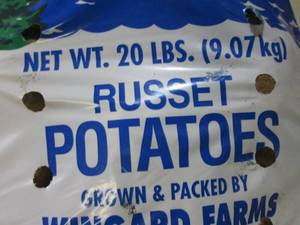 lot 227 image: (TRLR) 2 - 20 pound Bags of Russet ...