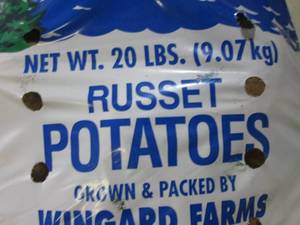 lot 229 image: (TRLR) 2 - 20 pound Bags of Russet ...