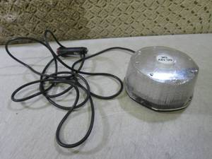 lot 269 image: (EC1) 12V Flashing Red and Blue Lig...
