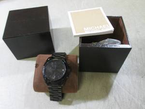 lot 286 image: (EC1) Michael Kors Watch...