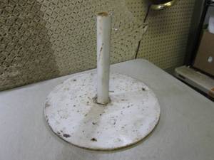 lot 293 image: (RMDR) Steel Table Umbrella Base...
