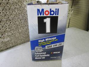lot 299 image: (F-1) 12 Quart Mobil 1 High Mileage...