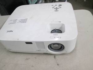nec np500w projector powers on no p...