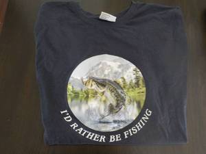 Id Rather be Fishing T-shirt size...