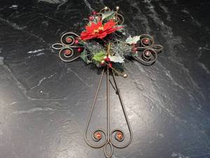 Metal Xmas Cross Dcor 11 x 16...