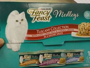 Purina Fancy Feast 10 cans Cat Food...