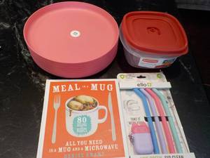 Pillowfort Dinner Plates, Rubbermai...