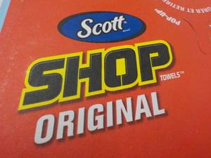 Scott case of 200 Shop Original Tow...