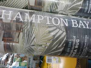 Hampton Bay 5 ft x 7 ft IndoorOutd...