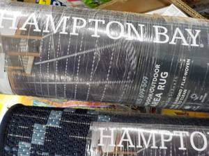 Hampton Bay 5 ft x 7 ft IndoorOutd...