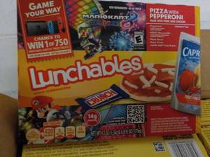 Case of 8 -4.7 oz Boxes Lunchables...
