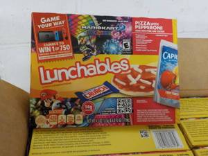 Case of 8 -4.7 oz Boxes Lunchables...