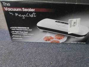 MegaChef Home Vacuum Sealer and Foo...