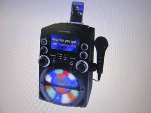 Karaoke USA CDG Karaoke System wit...